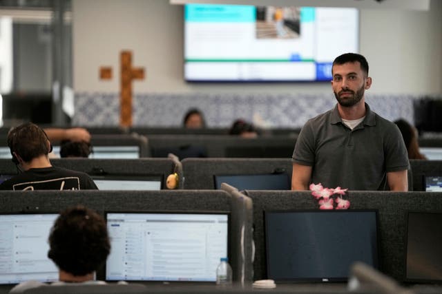 Greece AI Customer Service