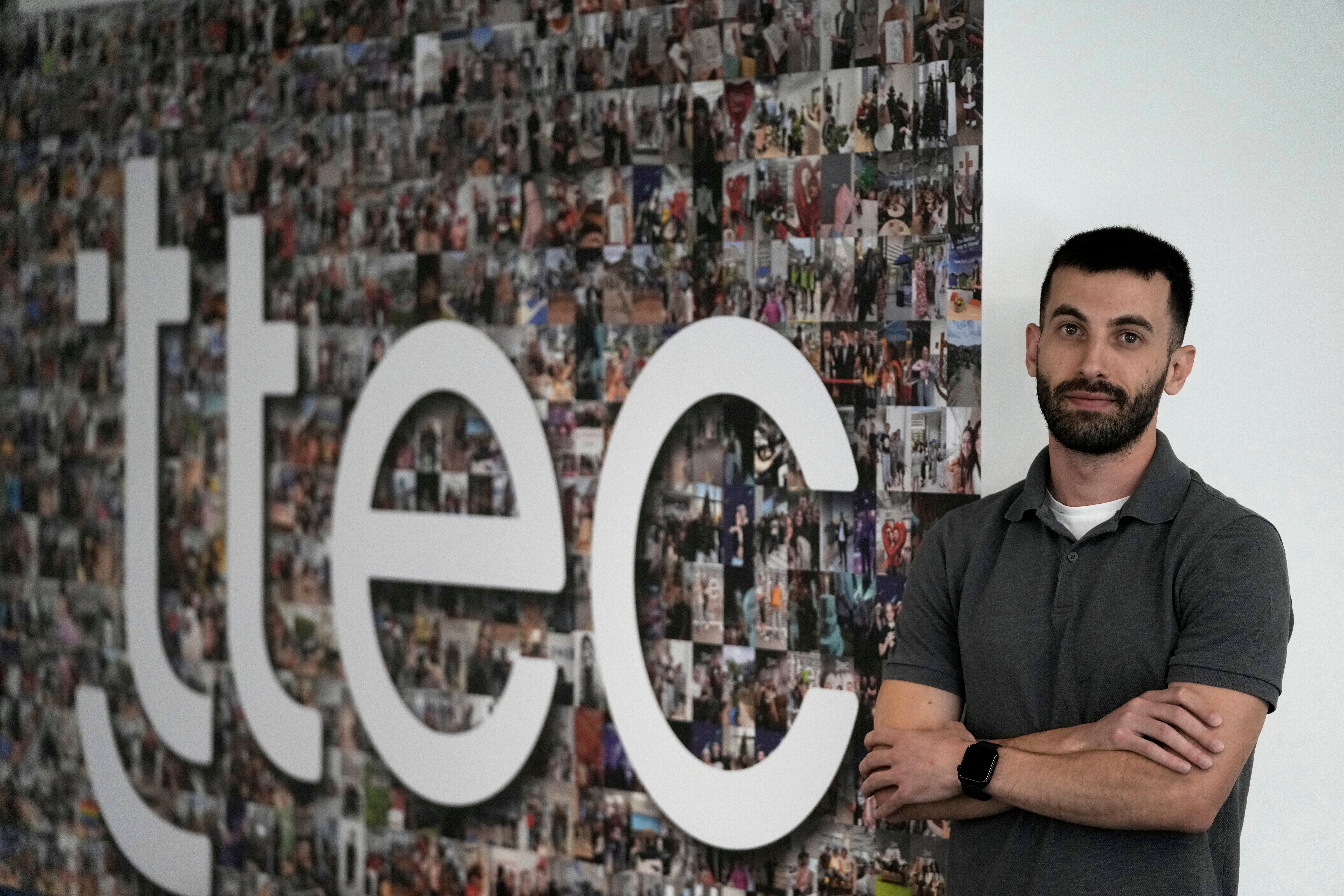 Greece AI Customer Service