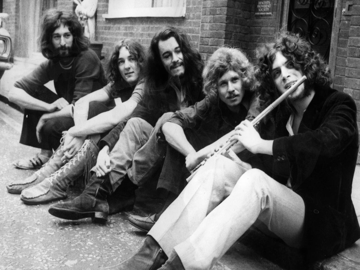 Supertramp co-founder and singer Rick Davies dies at 81 | The Independent