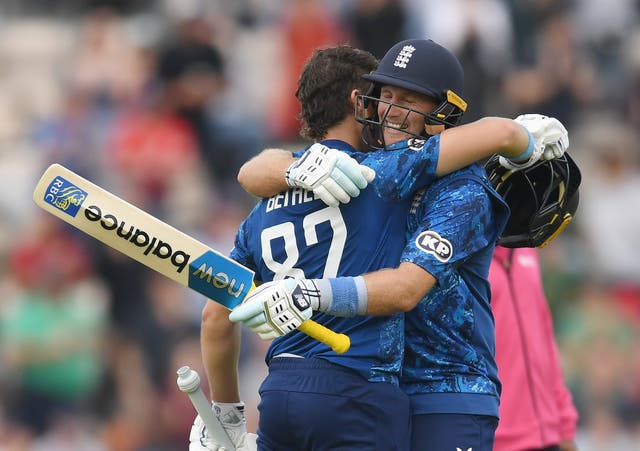 <p>Joe Root hugs Jacob Bethell (L) after Bethell reached his century during the 3rd Metro Bank ODI between England and South Africa</p>