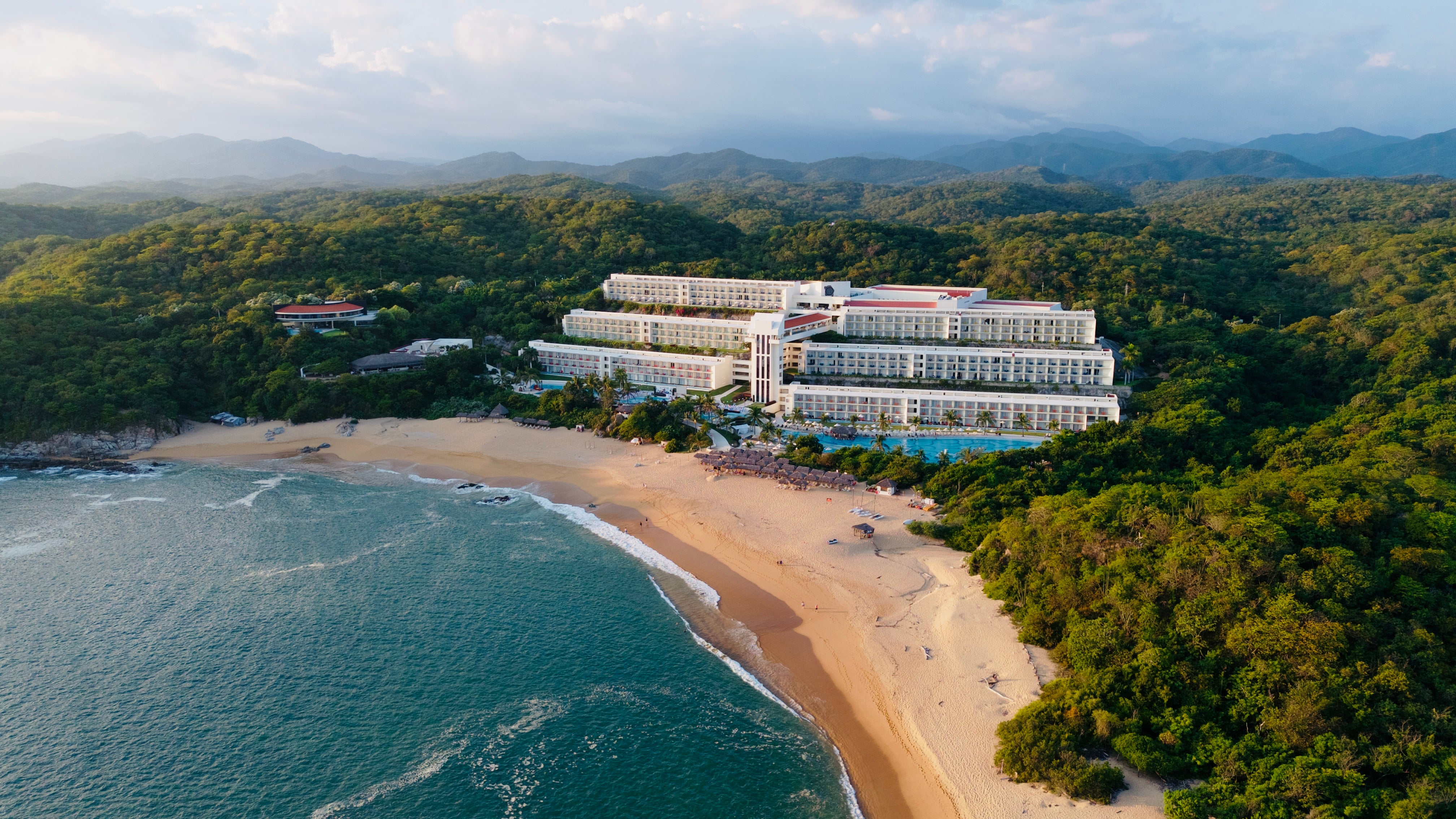 <p>The adults-only Secrets Huatulco Resort & Spa is located on its very own private beach</p>