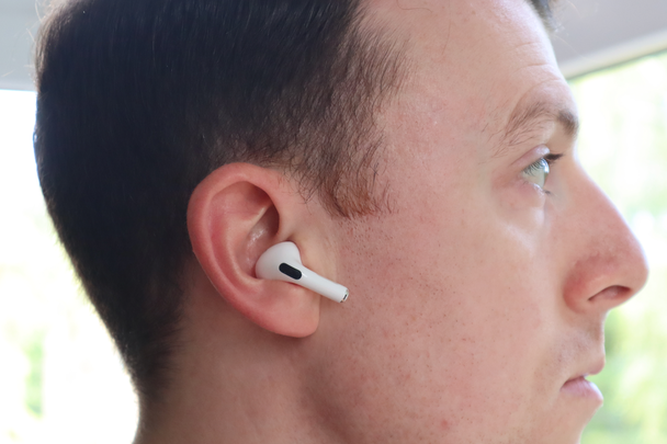 indybest review best noise-cancelling headphones Apple AirPods pro 2