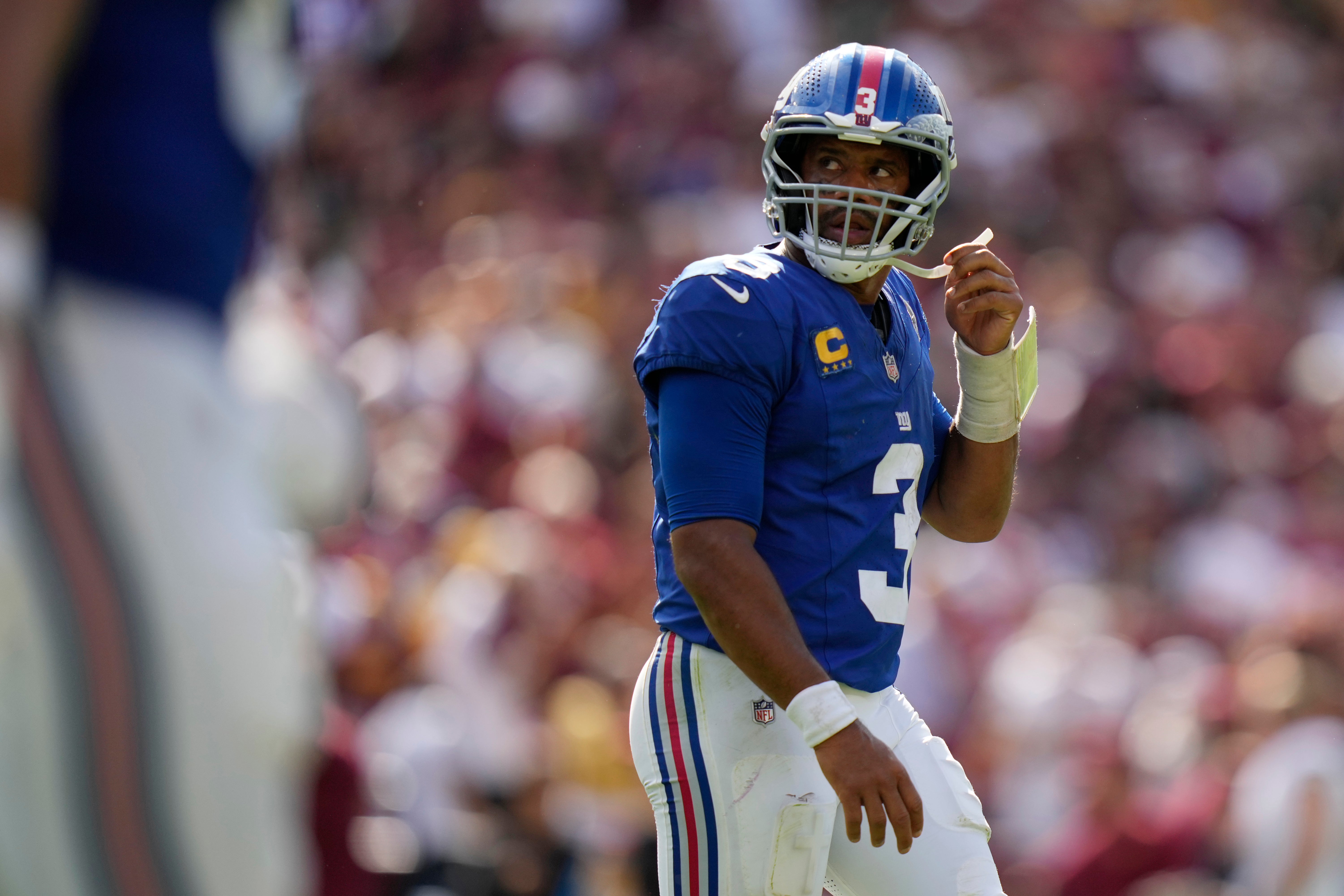 Giants Commanders Football