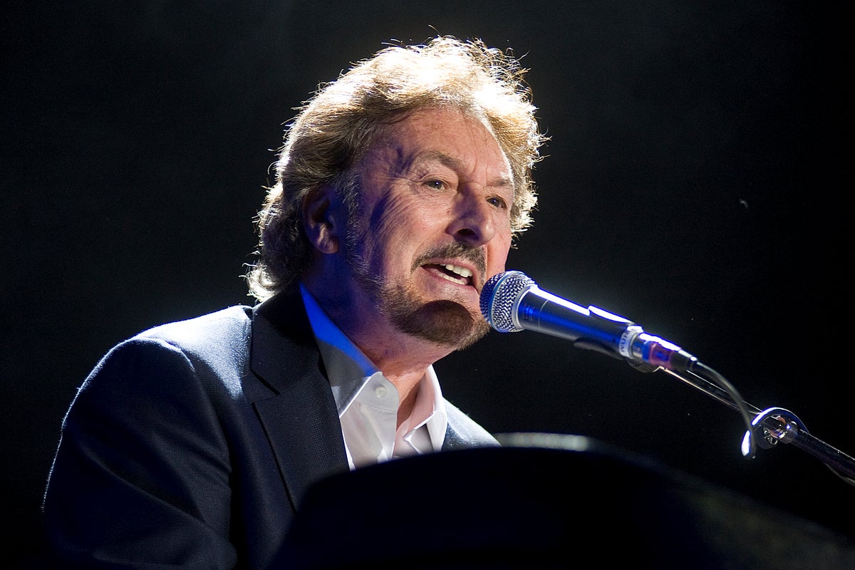 Rick Davies death: Supertramp frontman and co-founder dies, aged 81 Rick Davies death: Supertramp frontman and co-founder dies, aged 81