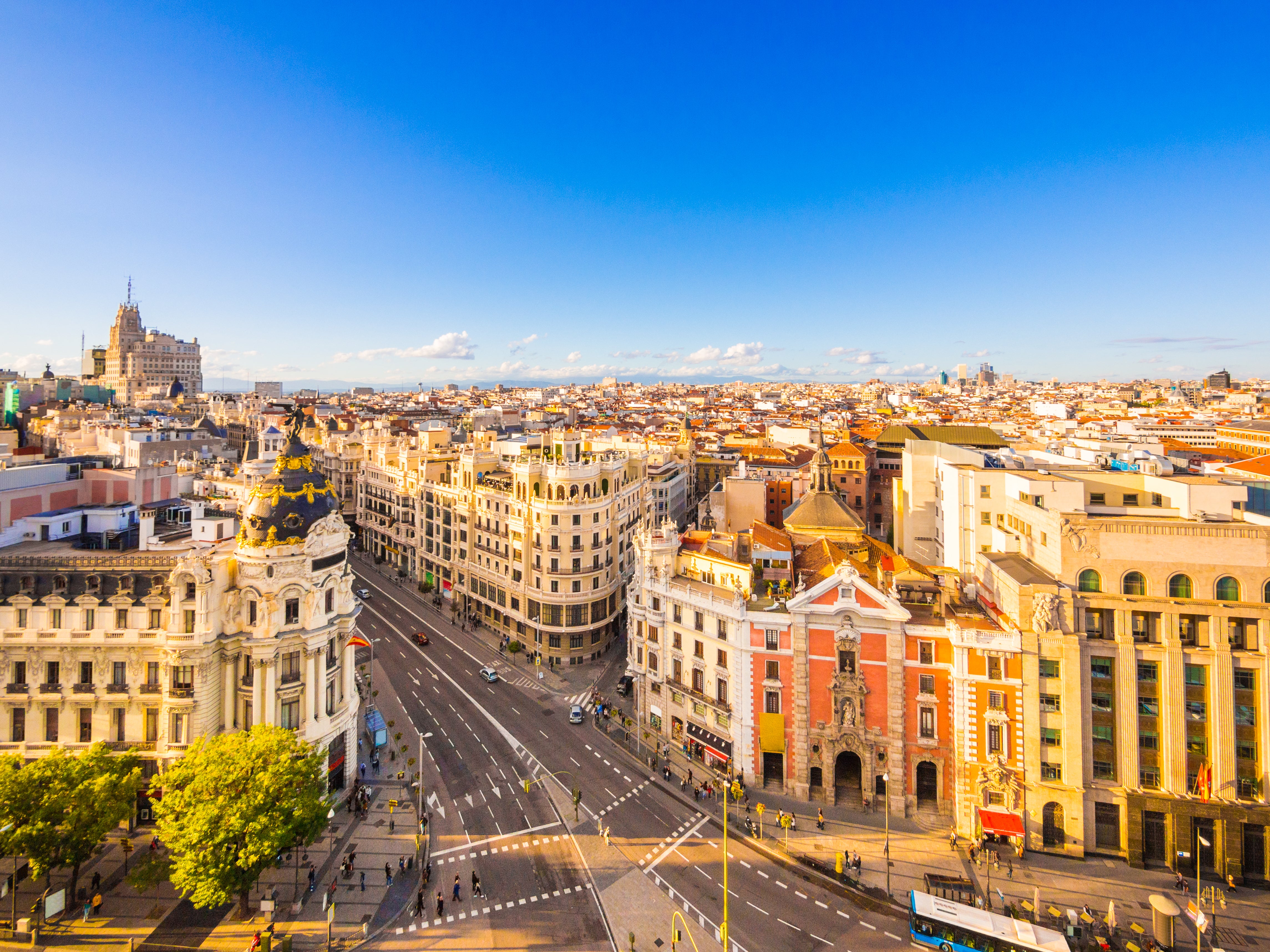 Madrid is a tourist shelter, with world -class art galleries, 28 restaurants with Michelin Star and magnificent hotels