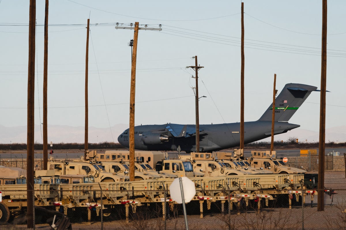Trump admin is ‘funneling $10 billion through the US Navy’ to ramp up migrant detention center construction – UK Times