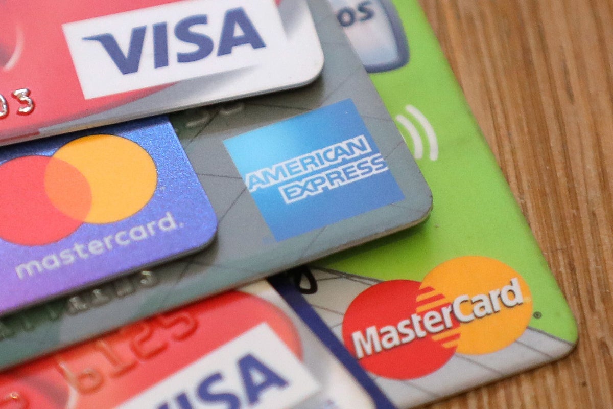 High street bank offering customers up to £900 to switch – but you need to be quick