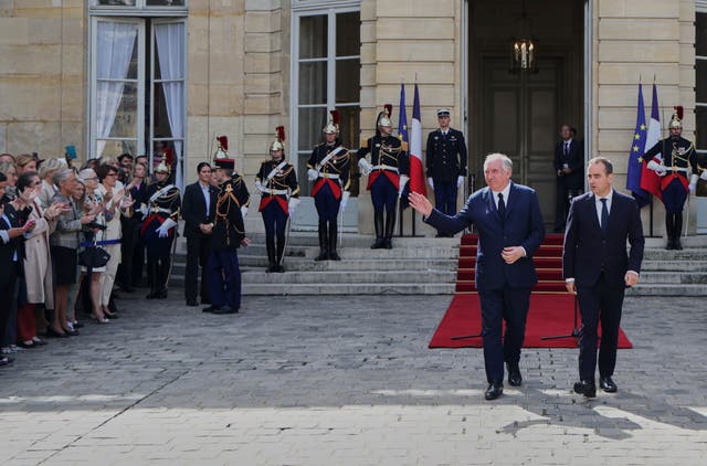 FRANCIA-POLÍTICA
