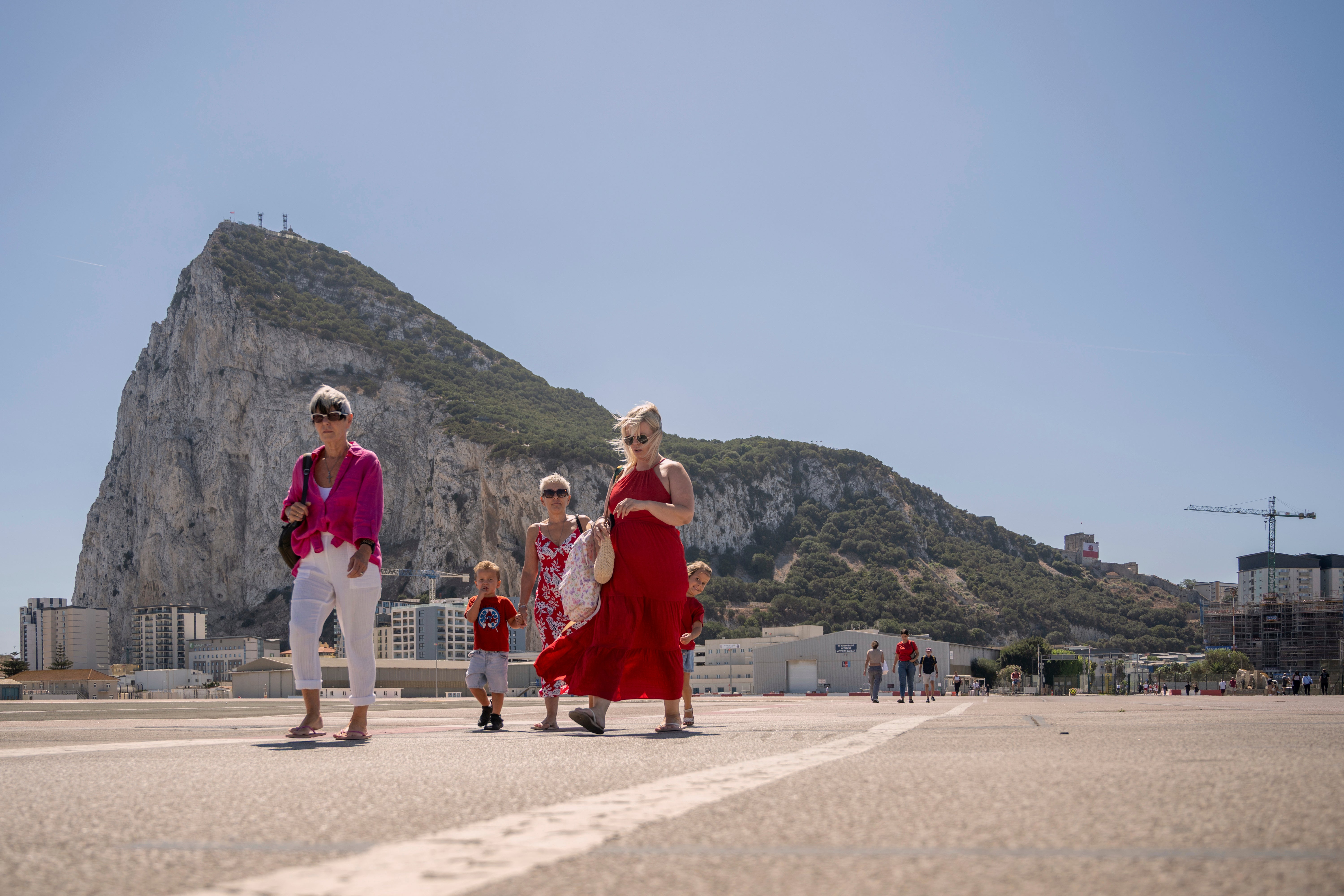 Spain to check passports of Brits flying to Gibraltar under post-Brexit ...