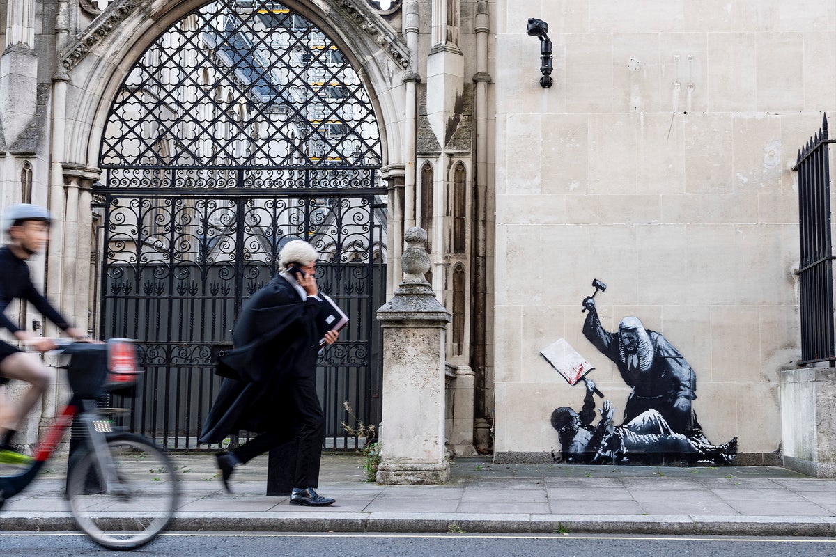 Banksy Mural Removed From London Royal Courts Amid Protest Crackdown
