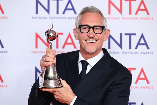 <p>Former Match of the Day host Gary Lineker has won the TV Presenter prize at the National Television Awards, breaking the 23-year streak of Anthony McPartlin and Declan Donnelly  </p>