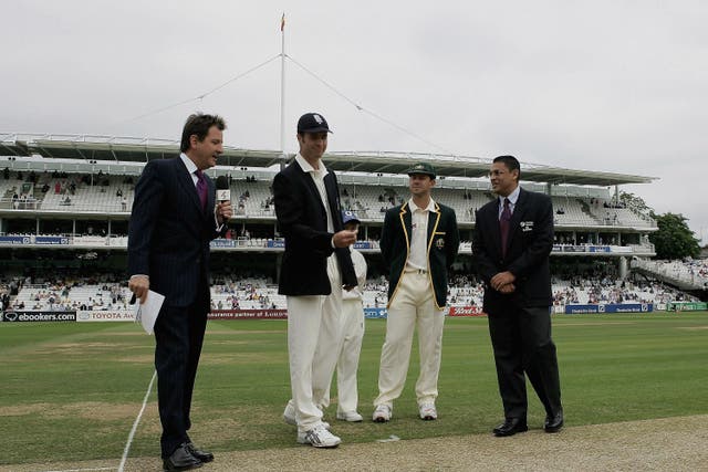 Mark Nicholas (left) oversees the toss ahead of the first Ashes Test in 2005 (Tom Shaw/PA).