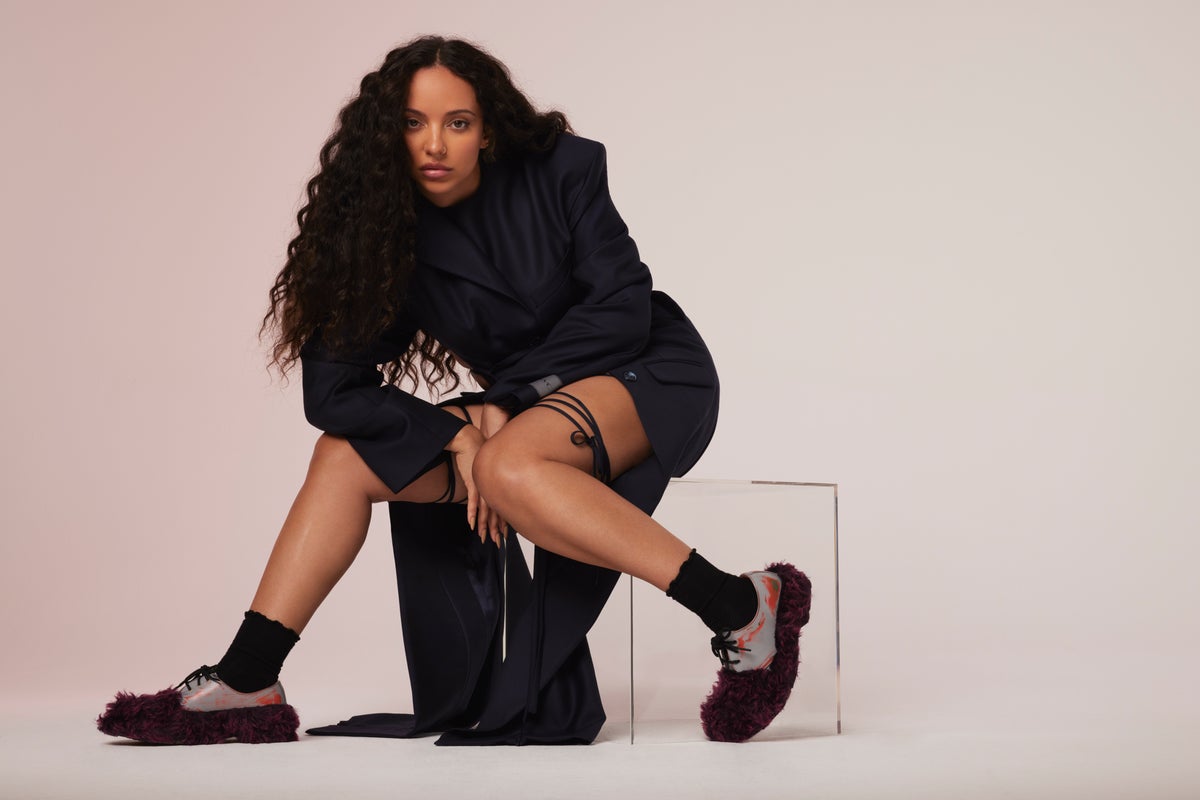 Album reviews: JADE – That’s Showbiz Baby, and Sophie Ellis-Bextor – Perimenopop