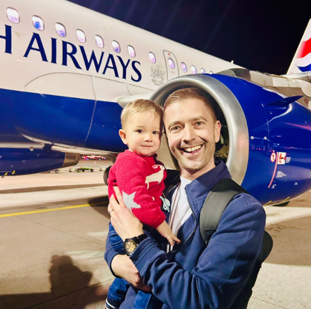 <p>Paul with his son Elias</p>