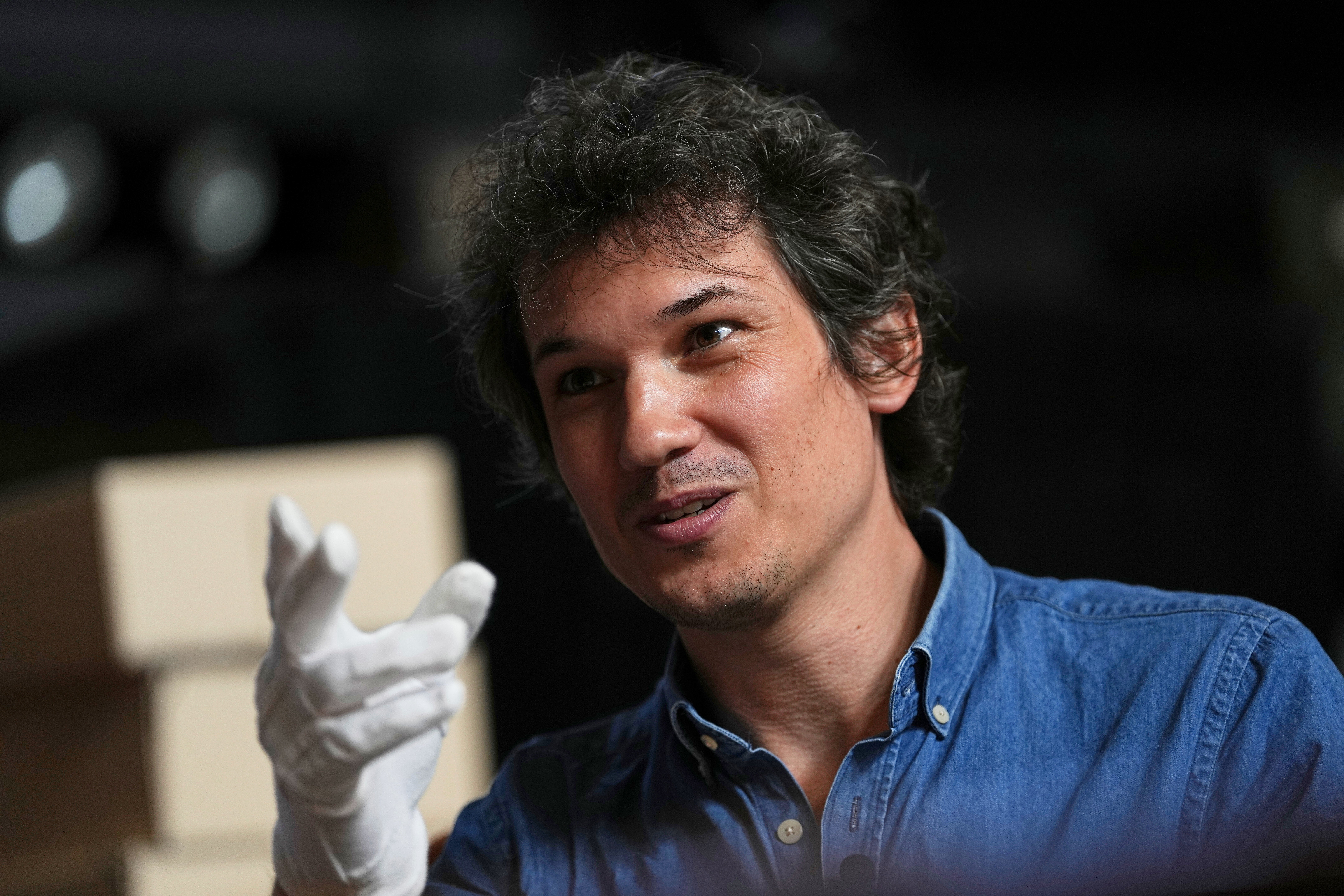 Yazidis Restoring History