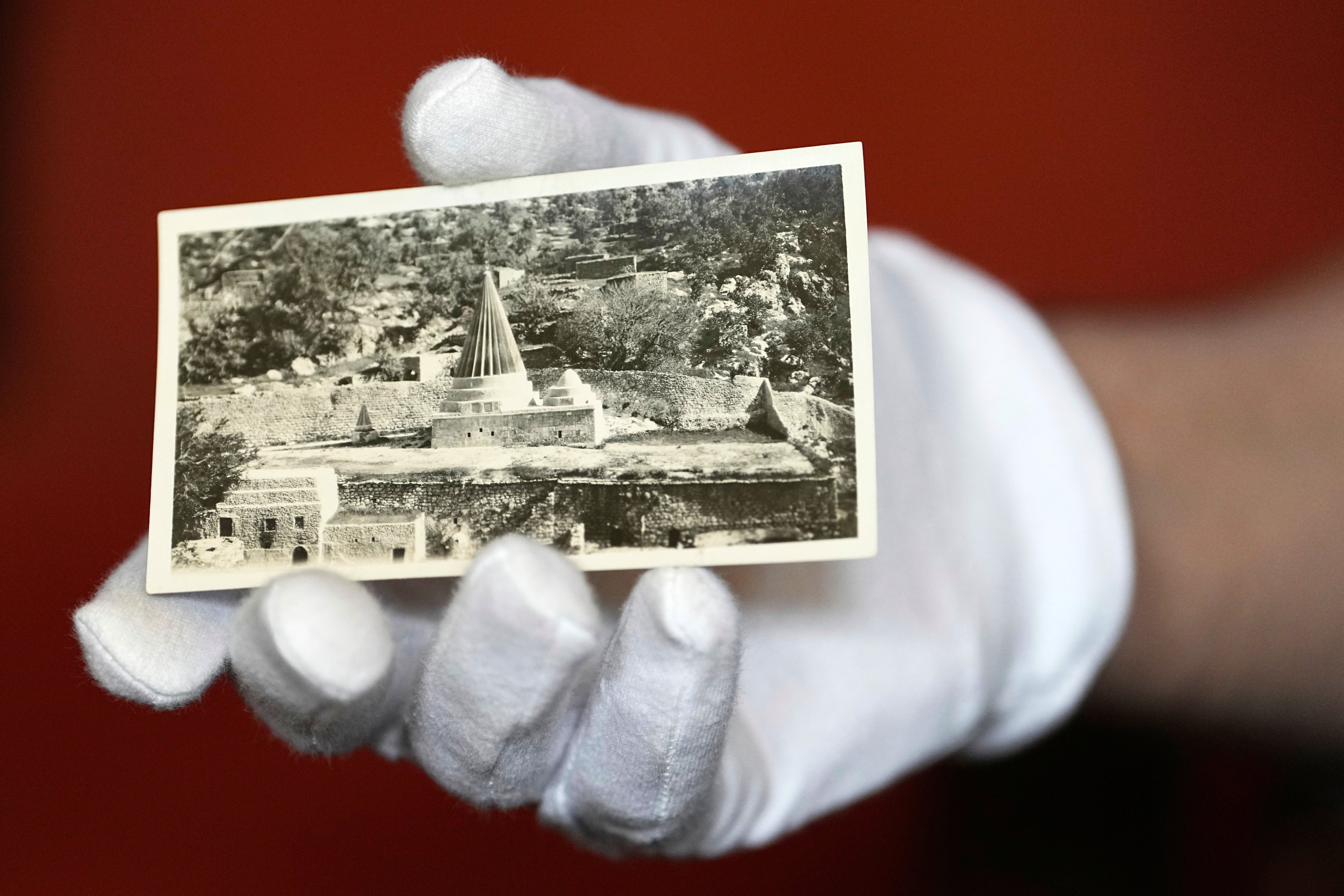 Yazidis Restoring History