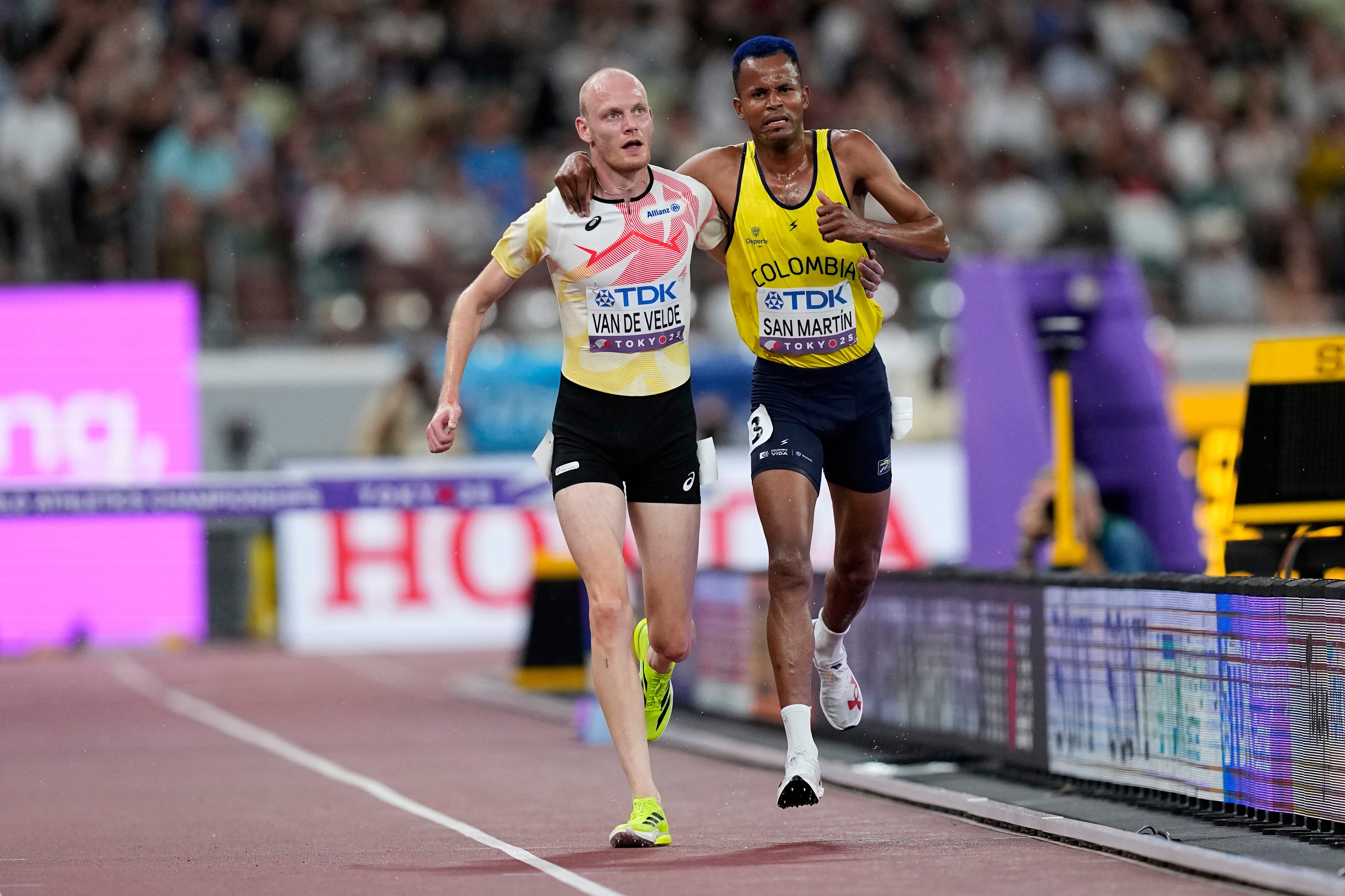 MUNDIAL COLOMBIANO AUXILIADO