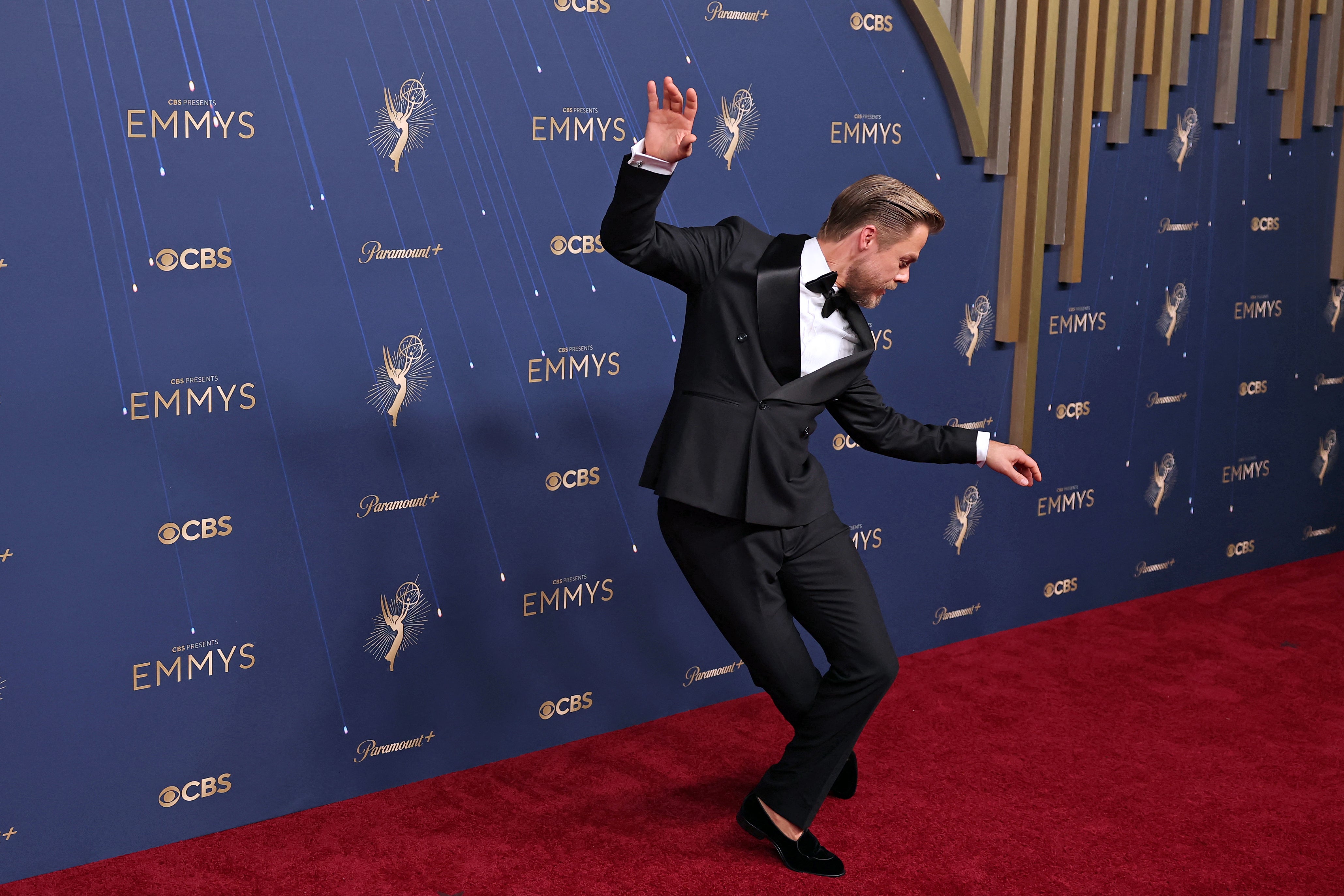 To no surprise, the iconic dancer had to take a moment to show off his best moves on the red carpet