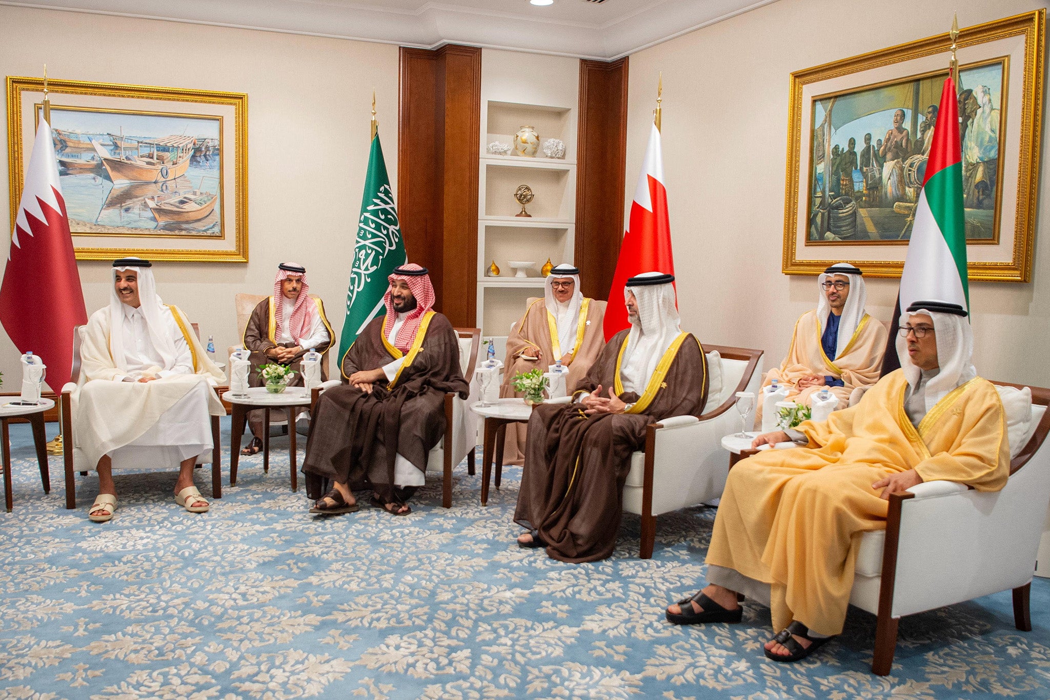 Saudi Crown Prince Mohammed bin Salman with Emir Of Qatar Sheikh Tamim bin Hamad Al Thani and GCC representatives meet ahead of an emergency Arab-Islamic leaders' summit convened to discuss the September 9 Israeli attack on Hamas on Qatari territory, in Doha, Qatar, September 15, 2025. Saudi Press Agency/Handout via REUTERS THIS IMAGE HAS BEEN SUPPLIED BY A THIRD PARTY.