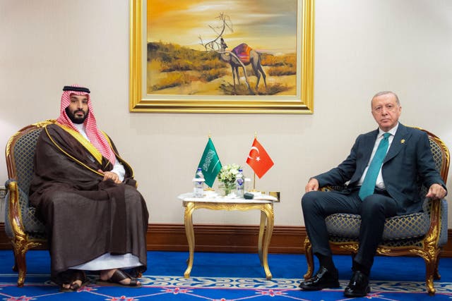 Saudi Arabia signs pact with nuclear-armed Pakistan in signal to Israel ...