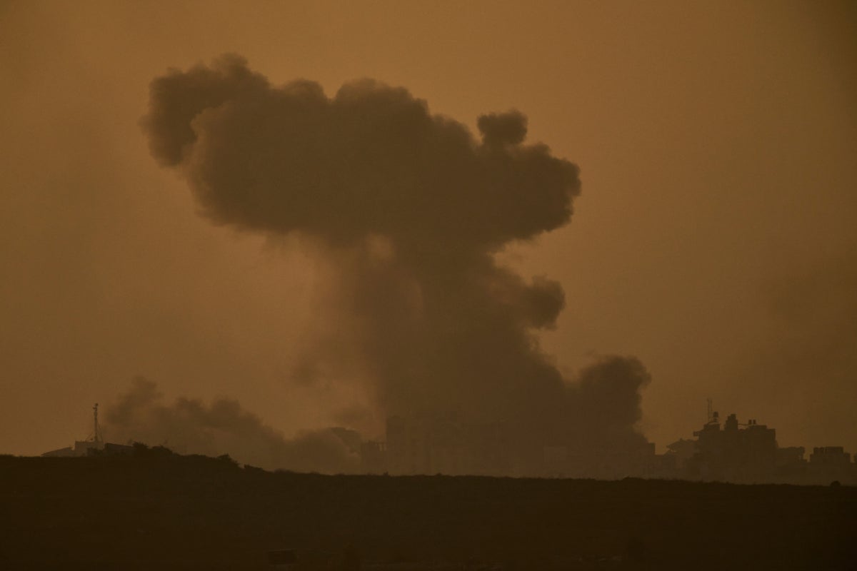 Israel&rsquo;s defense minister says Gaza is burning after heavy strikes overnight across Gaza City