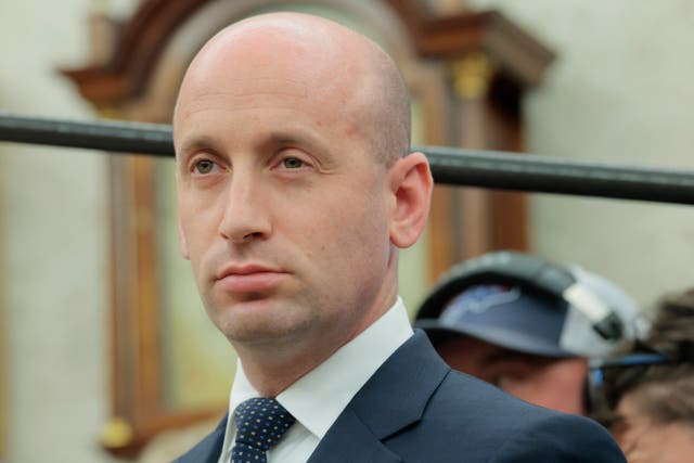 <p>Stephen Miller, vicejefe de gabinete de la Casa Blanca, se alejó de un amigo del colegio por su herencia latina, según Jason Islas </p>