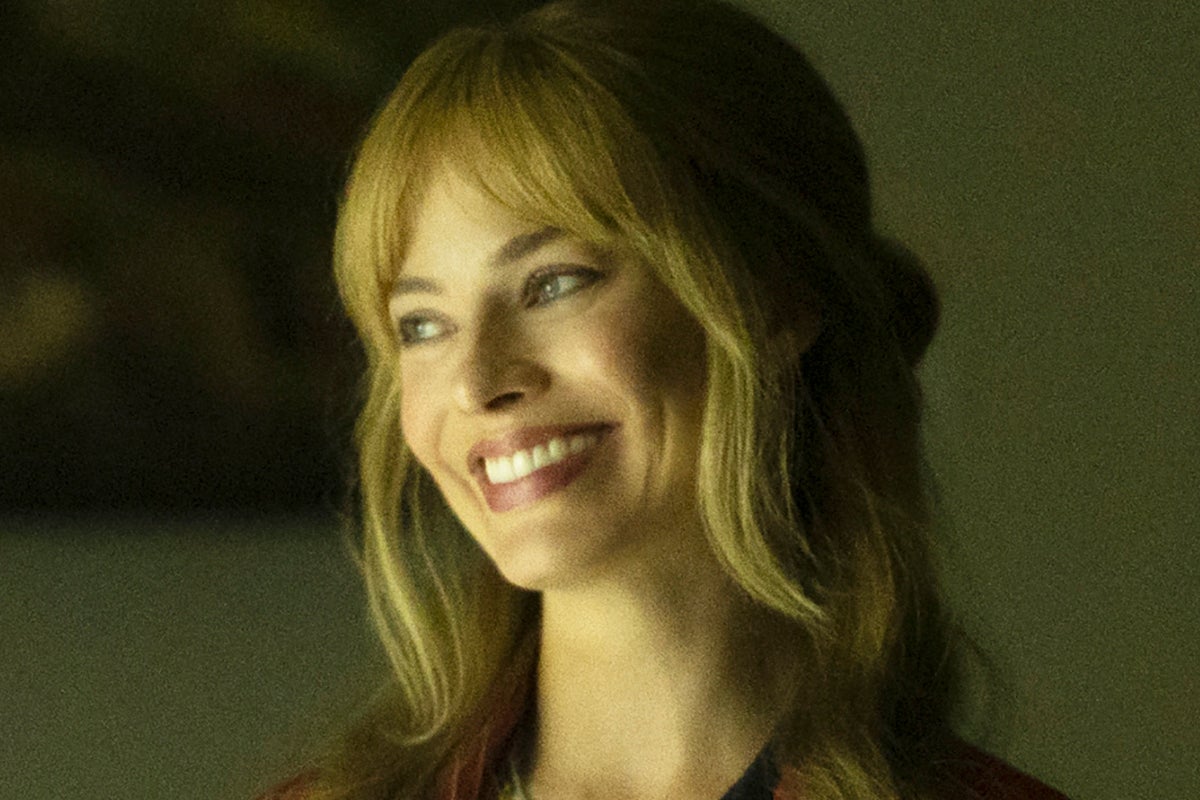 A Big Bold Beautiful Journey review – Margot Robbie in a twee throwback to the era of Manic Pixie Dream Girls