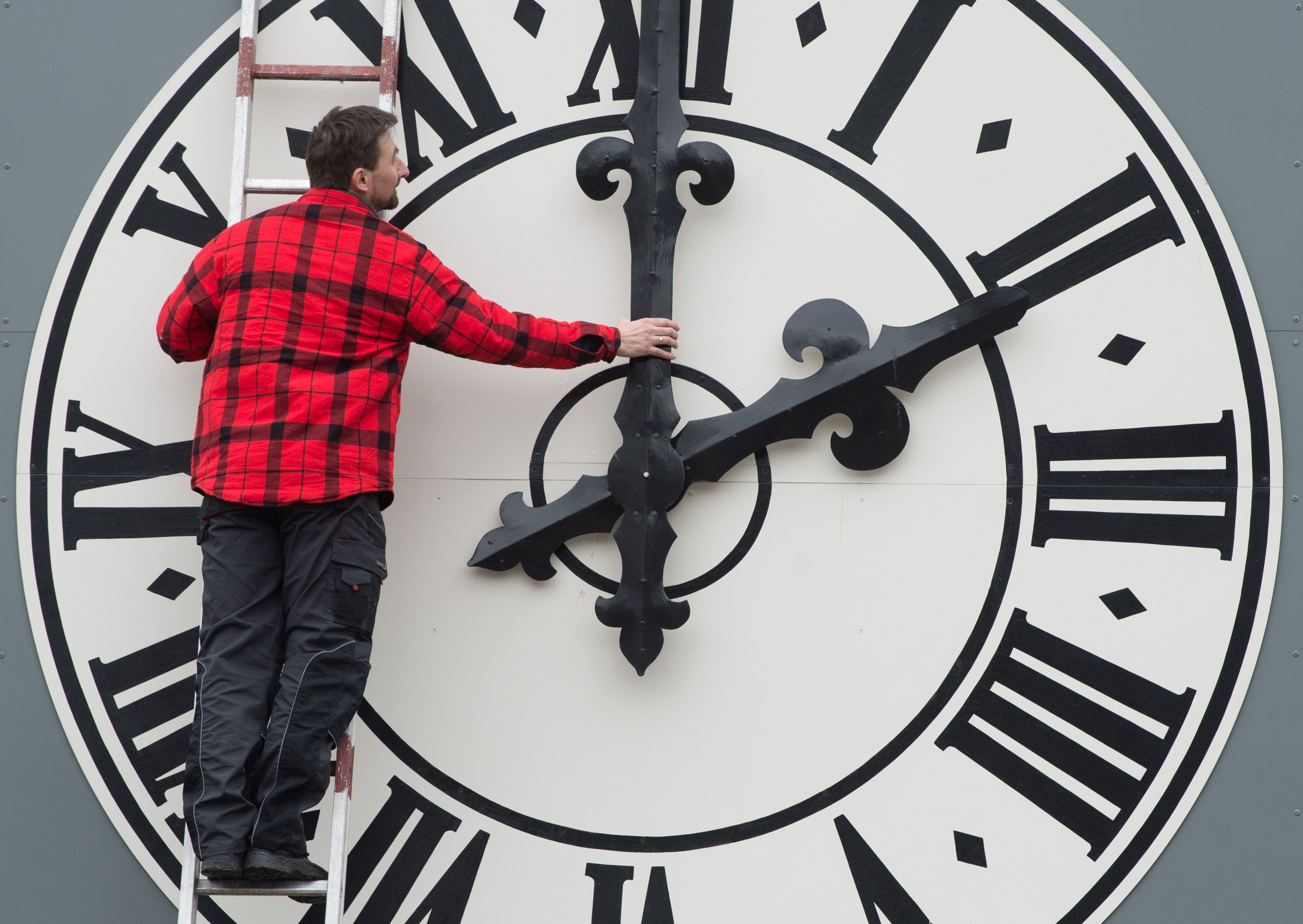 Americans will need to set the clocks back an hour again in November