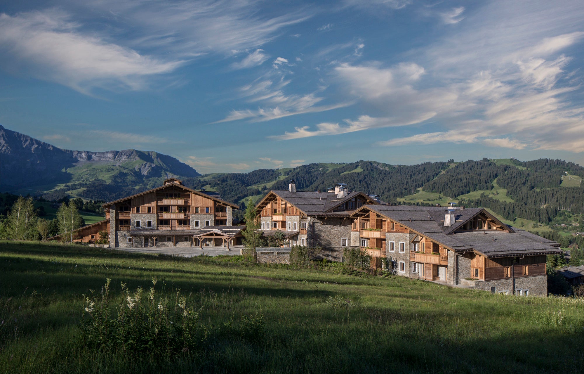 The Megève Hotel is the only hotel on the slopes of Mont D'Arbois that offers stylish style, luxury facilities and a Michelin Star Restaurant