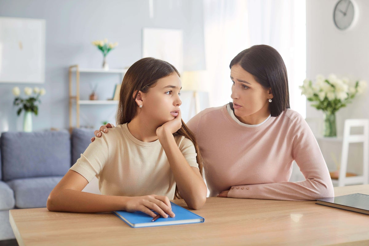 How to tell your family about a breast cancer diagnosis