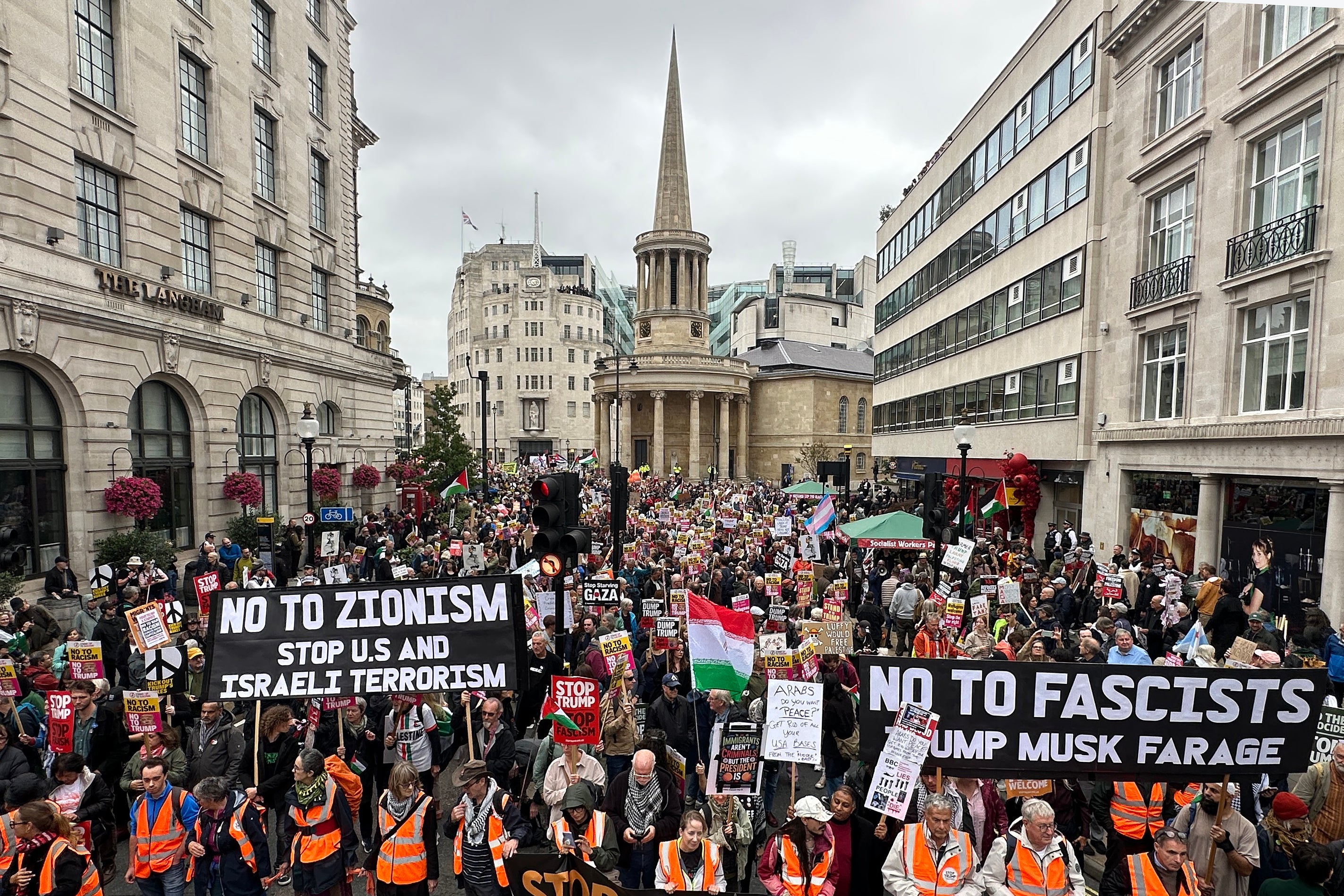 Trump staged a protest in London while visiting Windsor