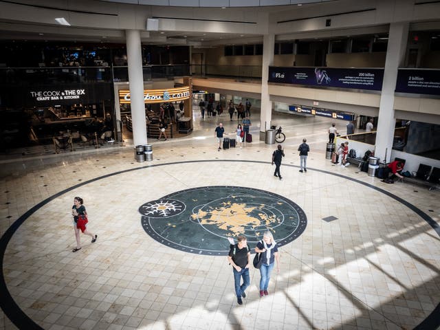 <p>This “mega-airport” in the Midwest was a favorite with travelers</p>