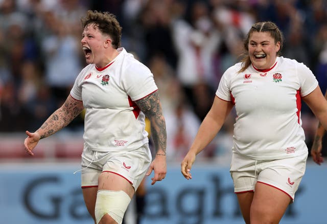 <p>England's props Hannah Botterman and Maud Muir will have a tough test against France</p>