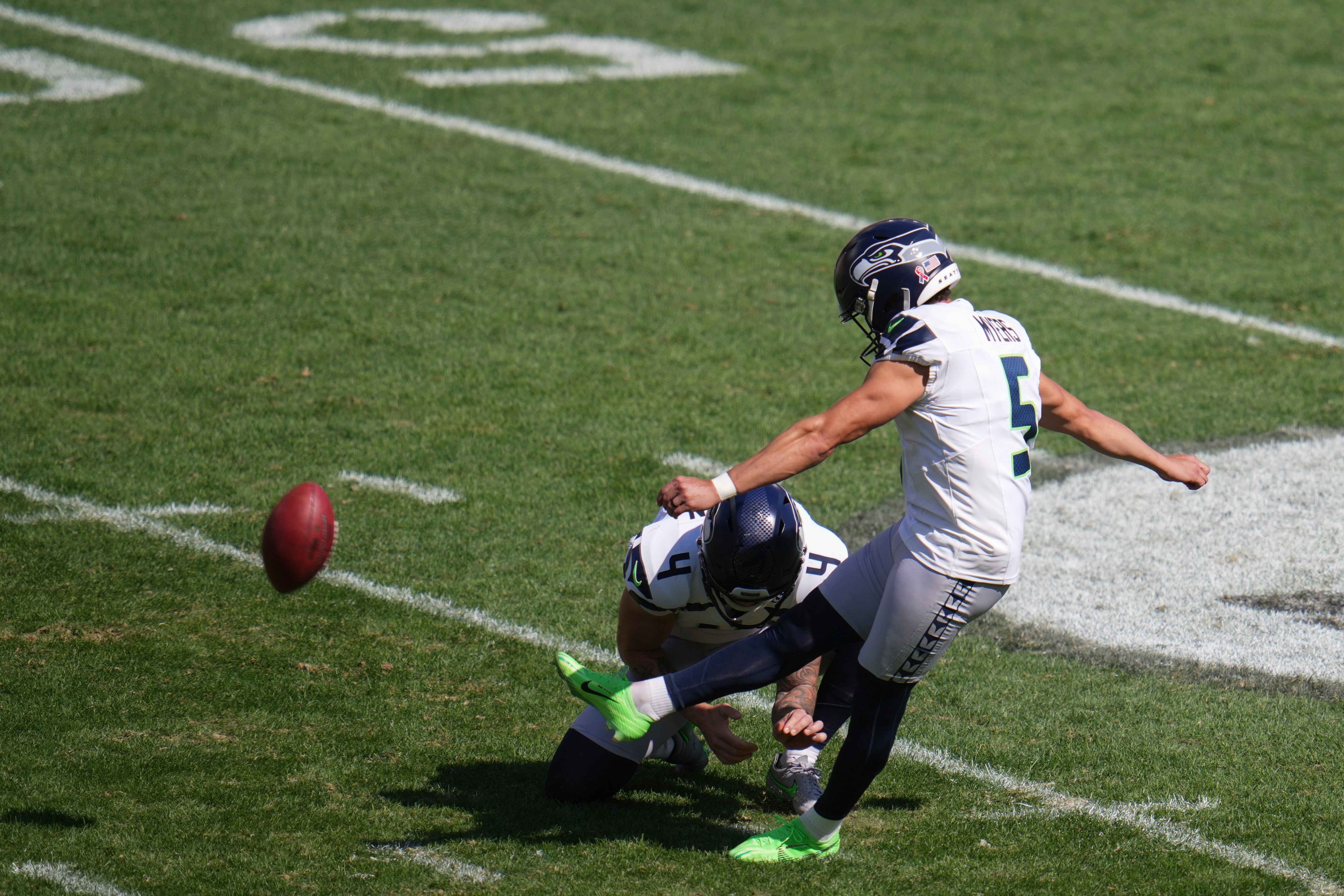 <p>There's now a big incentive for kickers to land the ball between the 20 and the goal line</p>