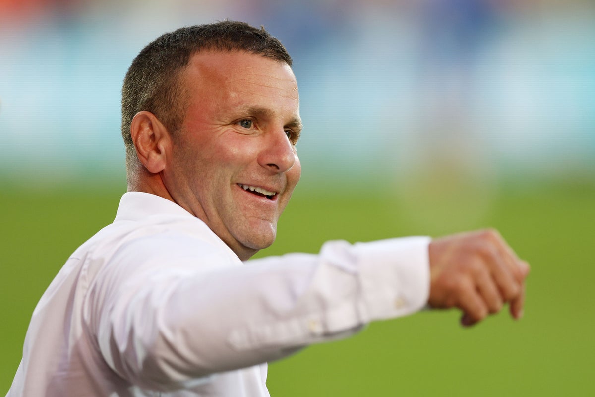 Hull KR coach Willie Peters: League Leaders&rsquo; Shield &lsquo;reward for our consistency&rsquo;