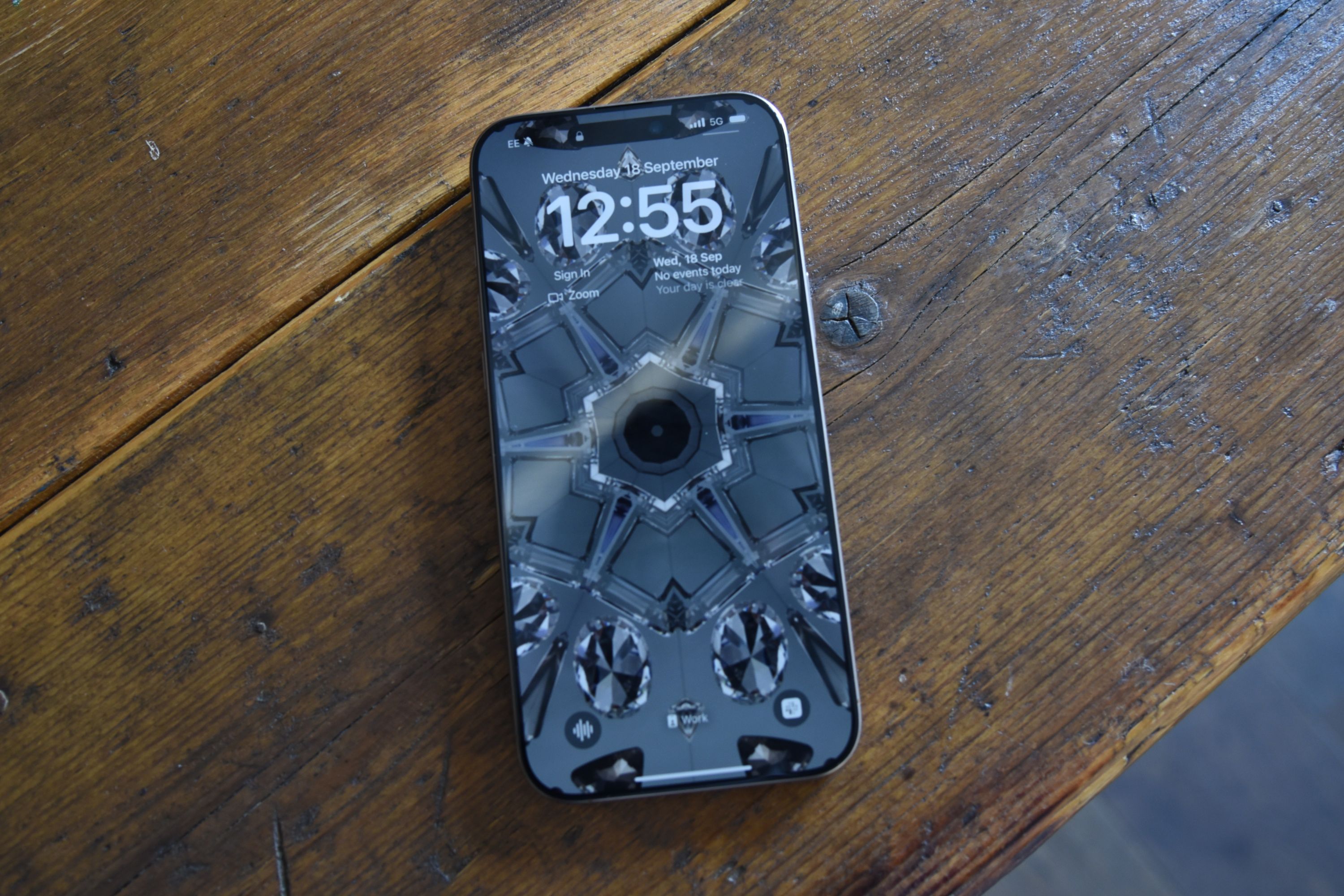 This old iPhone 16 Pro peaked at 2,000 nits, 1,000 fewer than the new 17 Pro