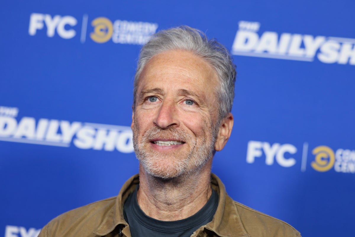 Jon Stewart to remain ‘Daily Show’ host through 2026 — despite criticism of Paramount CEO