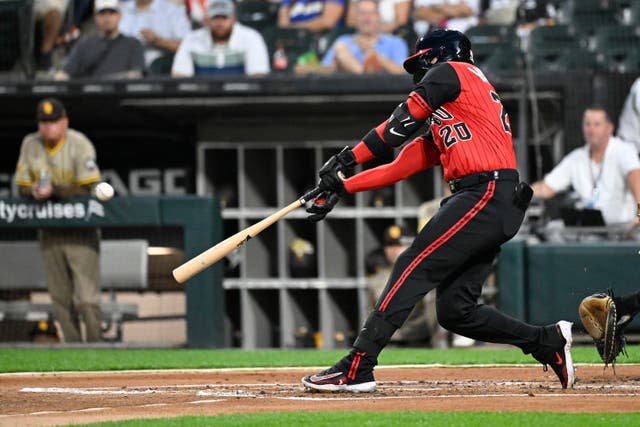 PADRES-MEDIAS BLANCAS