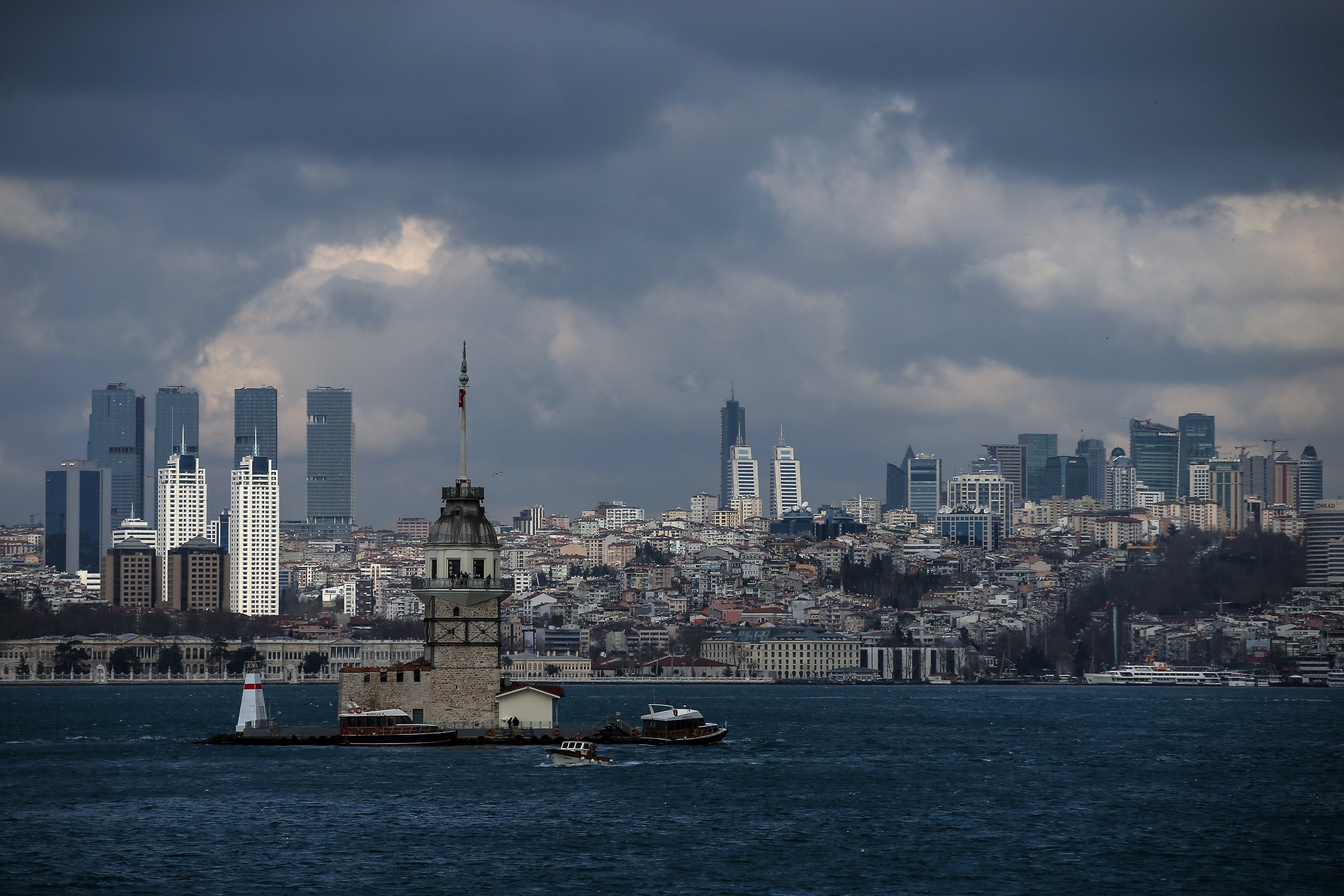 Omar posted her promo while cruising down Istanbul’s Bosporus