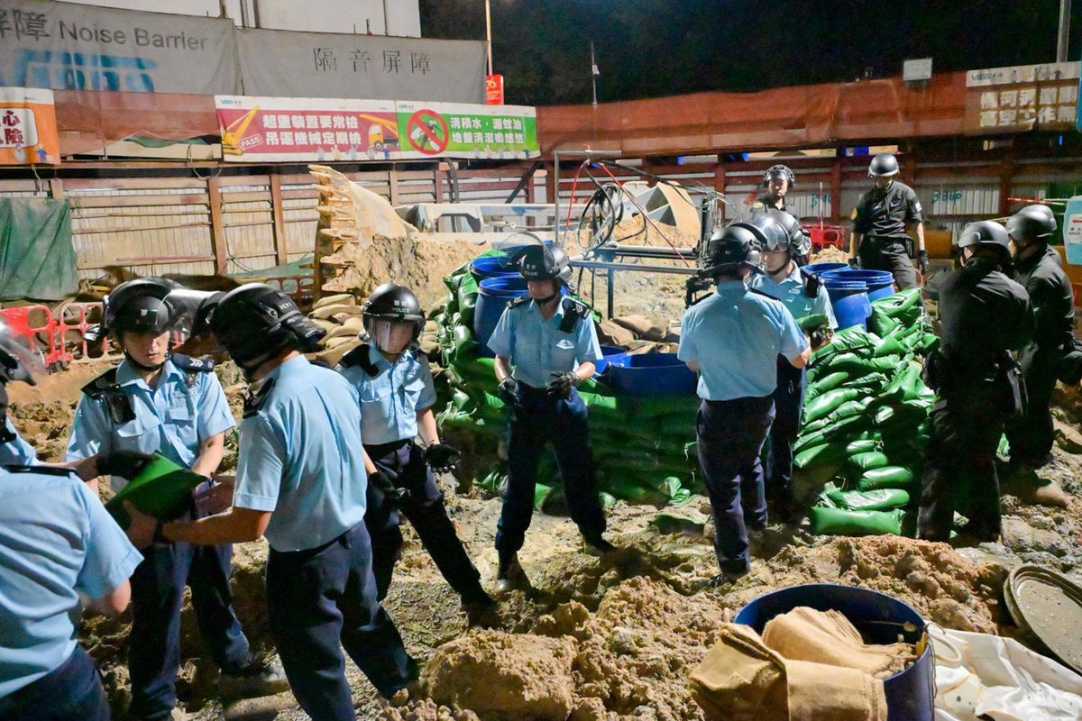 Thousands evacuated in Hong Kong after bomb unearthed at construction site
