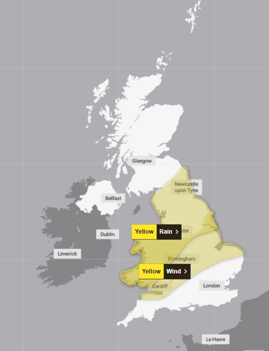 Warning of air and rain in place for Saturday