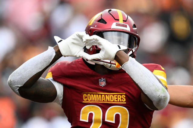 RAIDERS-COMMANDERS