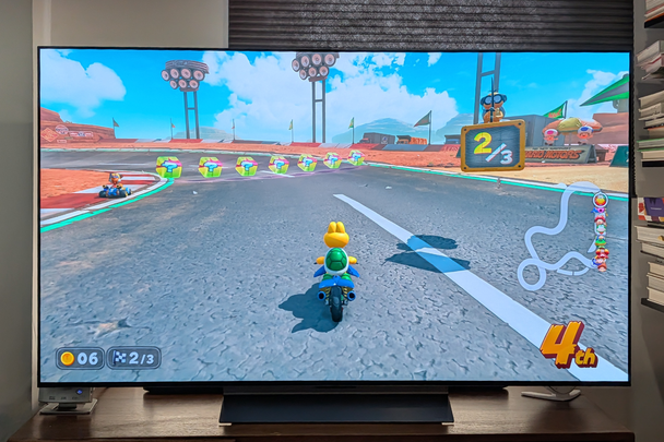 LG C5 mario kart world