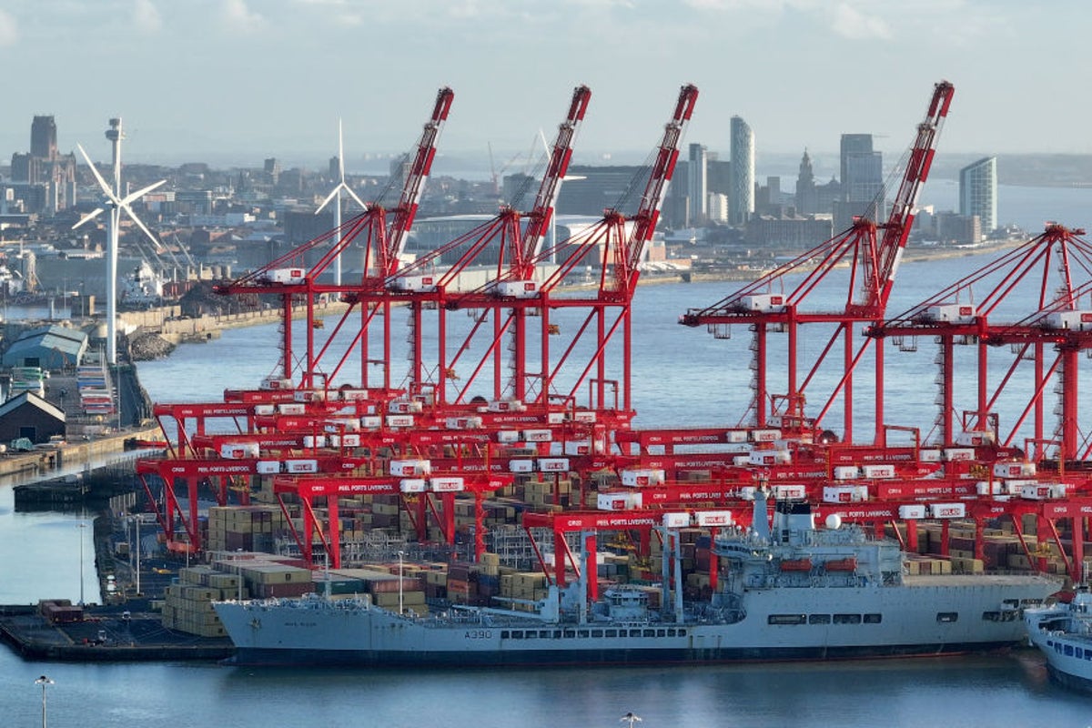 Business news live: FTSE 100 falls, US takes .3bn in tariffs from UK goods Business news live: FTSE 100 falls, US takes .3bn in tariffs from UK goods