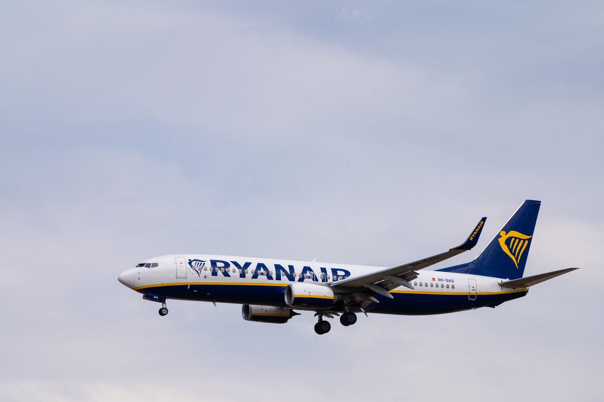 Major airliner cuts flights to Germany amid taxes row