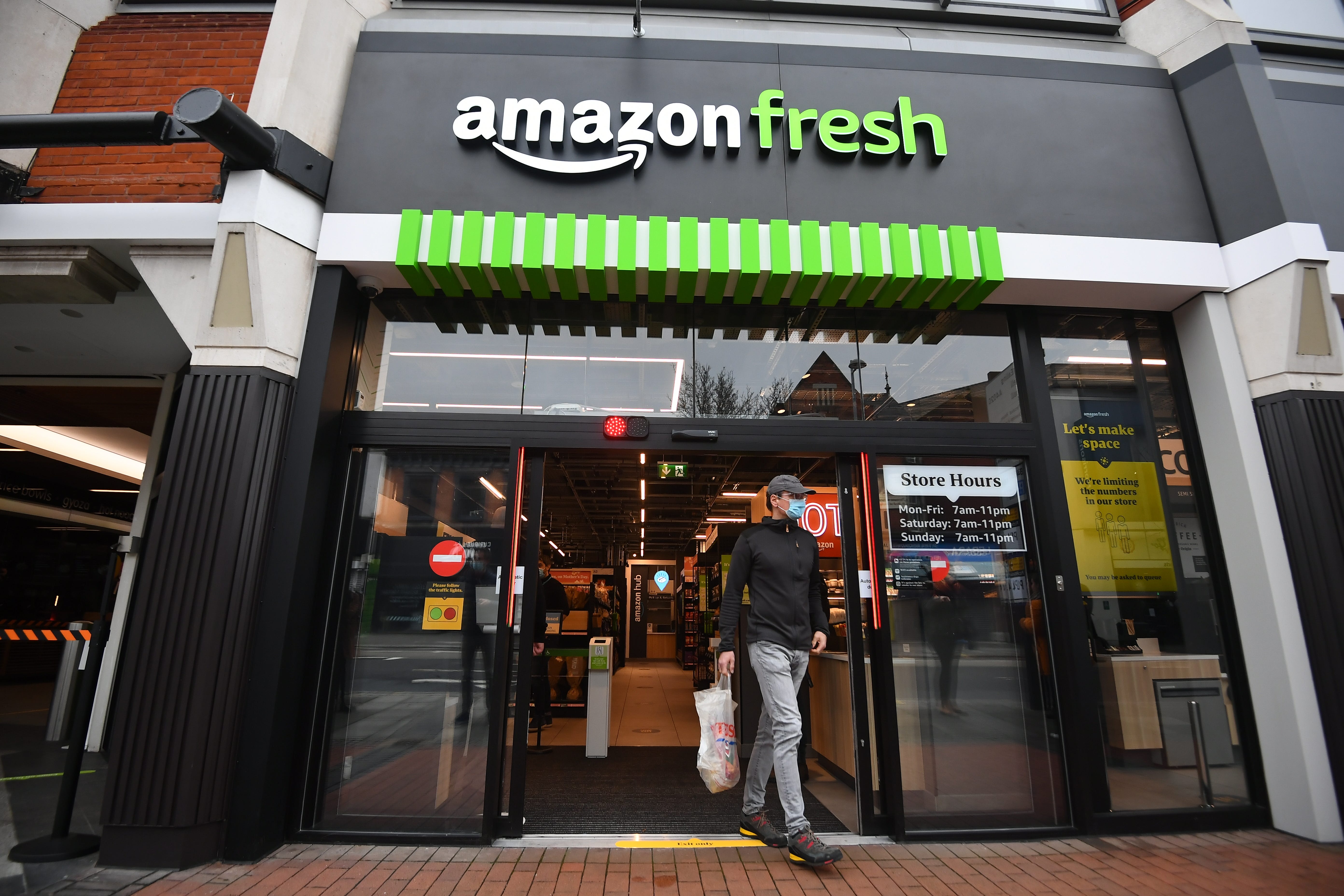 <p>Amazon announced on January 27, 2026 that it is closing all of its Amazon Fresh and Amazon Go locations across the U.S.</p>