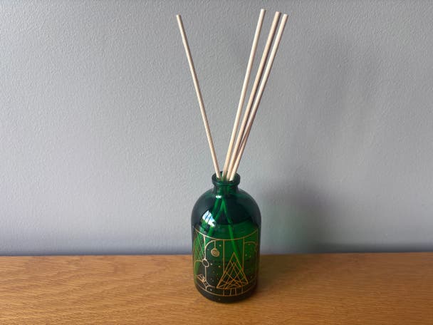 Best diffuser IndyBest review ARRAN Sense of Scotland jasmine cedar and cassis reed diffuser