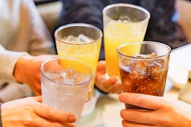 <p>Non-alcoholic drinks, such as ‘Nosecco’ have risen in popularity</p>