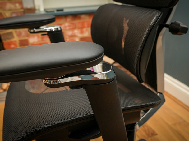 Best ergonomic office chair IndyBest review Flexispot C7 morpher