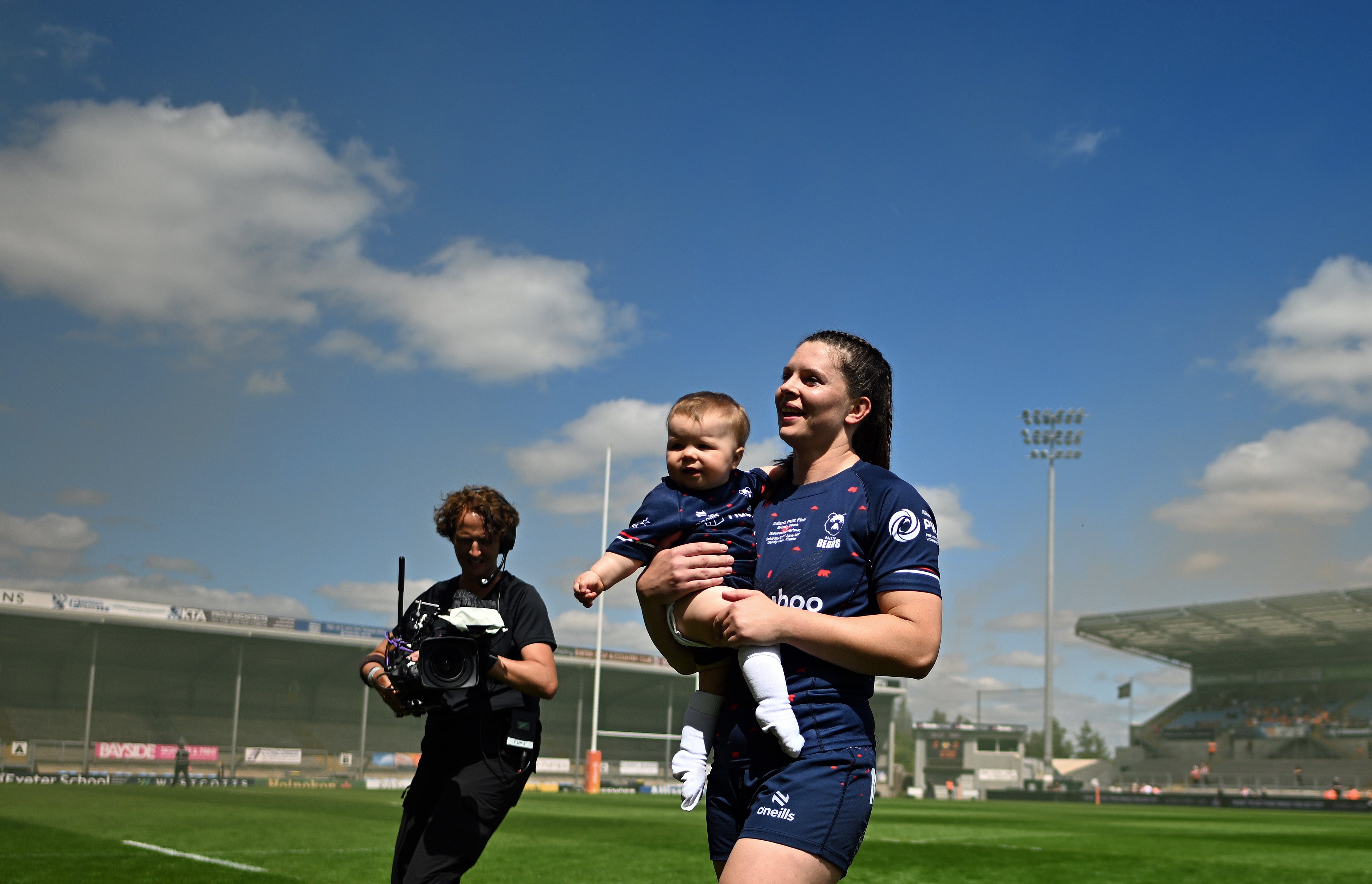 Inglaterra Lock Abbie Ward dio a luz a la hija Hallie en julio de 2023